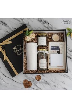 CORPORATE GIFT HAMPERS SUPPLIER IN LUCKNOW