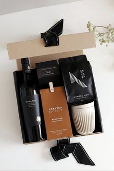 CORPORATE GIFT HAMPERS SUPPLIER IN LUCKNOW